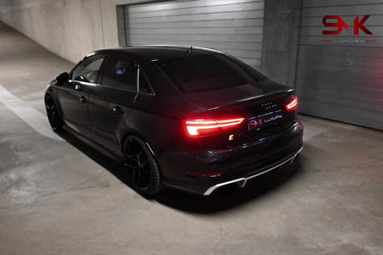 Audi RS3 de 2017 disponible à la location chez SMK Luxury